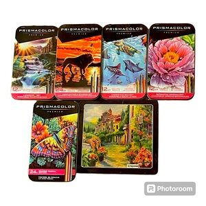 A high-quality set of 6 Colored Pencils